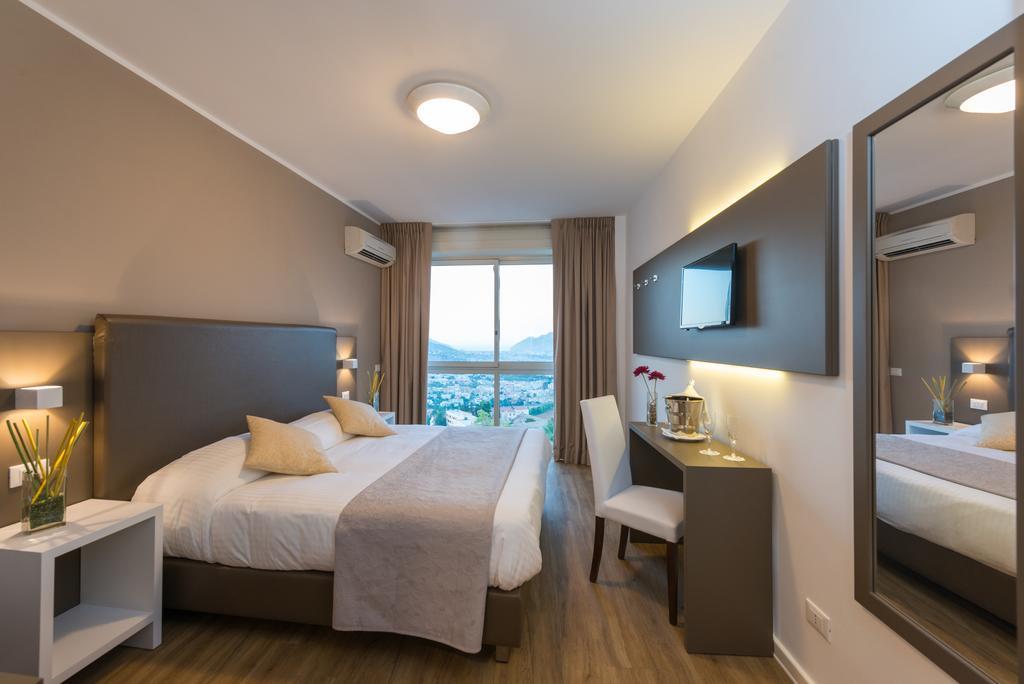 Superior Double Room with View